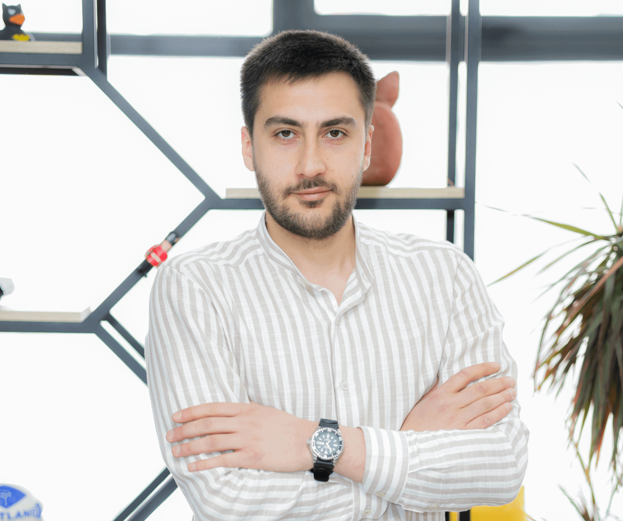 Albert Porsughyan Backend-Entwicklung BMTEC Albert Porsughyan Backend-Entwicklung BMTEC
