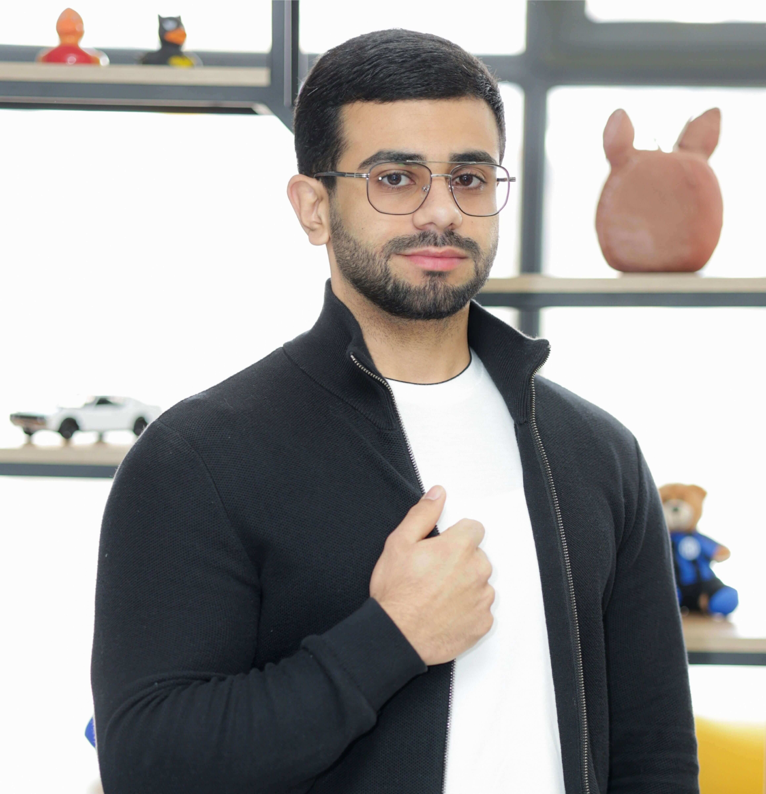 Artak Ashughatoyan Frontend-Entwicklung BMTEC Artak Ashughatoyan Frontend-Entwicklung BMTEC